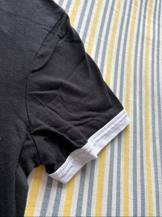 Zara Black Tee with White Front Text Graphic - Picture 5 of 5